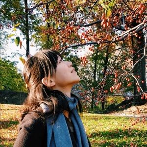 Meet your Posher, Yee